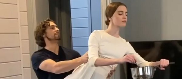 ロシアの名門バレエ団　家で華麗な踊りを披露！ - Sputnik 日本