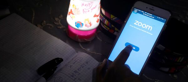 Zoom Zoom - Sputnik 日本