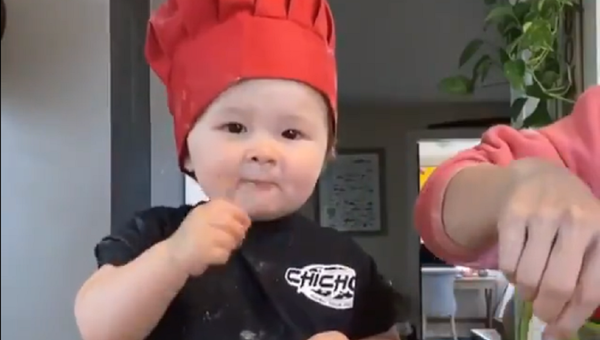 最年少シェフ登場　赤ちゃんがピザづくりに挑戦 - Sputnik 日本