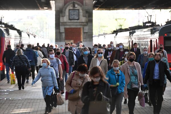 12日からの規制緩和により、乗客が戻ったカザン駅（ターミナル駅）（ロシア、モスクワ） - Sputnik 日本