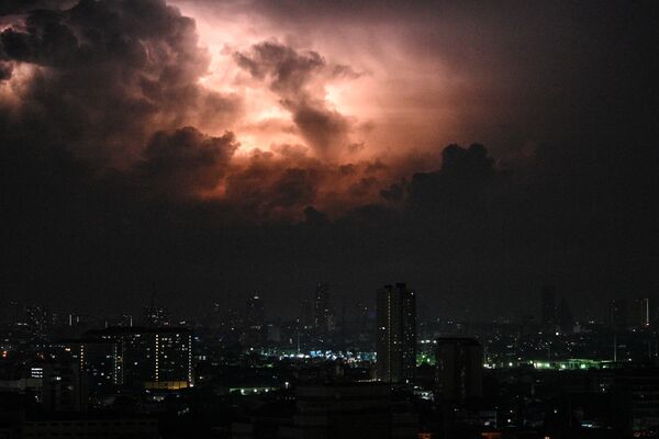 雷雨に見舞われた街の上空（フィリピン、マニラ） - Sputnik 日本