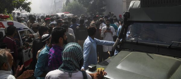 パキスタンで旅客機墜落【動画】 - Sputnik 日本