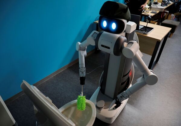 トイレ掃除をするアバターロボット「ugo」 - Sputnik 日本