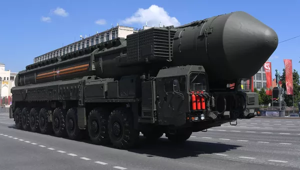 戦勝75年記念軍事パレードがモスクワ赤の広場で開始【動画】 - Sputnik 日本