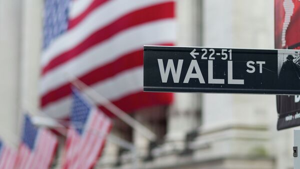 A Wall Street sign hangs near the New York Stock Exchange. - Sputnik 日本