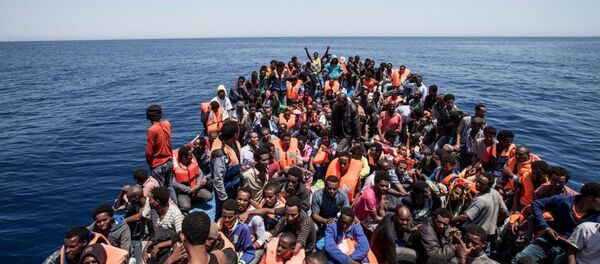 リビア沖で移民積載船沈没、少なくとも100人上が死亡 リビア沖で移民積載船沈没、少なくとも100人上が死亡 - Sputnik 日本