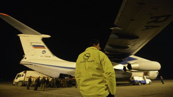 ウクライナ、シリア向け人道支援を積んだロシアの飛行機の上空通過を拒否 - Sputnik 日本