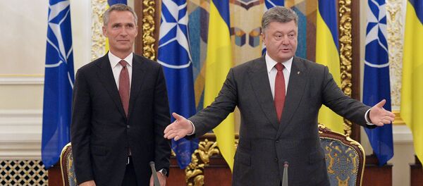 ウクライナ、ロシアに対抗するためNATOとの協力強化宣言に署名 ウクライナ、ロシアに対抗するためNATOとの協力強化宣言に署名 - Sputnik 日本