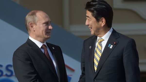 日本の副総裁がプーチン大統領と安部首相の講和条約締結を望む - Sputnik 日本