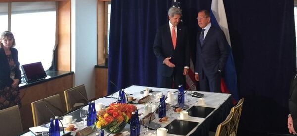 NYでラヴロフ外相・ケリー国務長官の会談始まる NYでラヴロフ外相・ケリー国務長官の会談始まる - Sputnik 日本