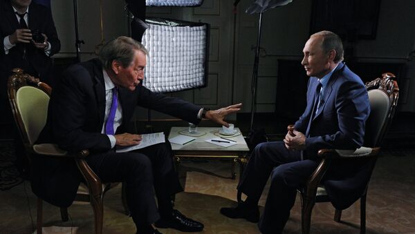 米国人ジャーナリスト、チャーリー・ローズ氏 とプーチン大統領 - Sputnik 日本
