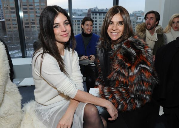 カリーヌ・ロイトフェルド（右） - Sputnik 日本