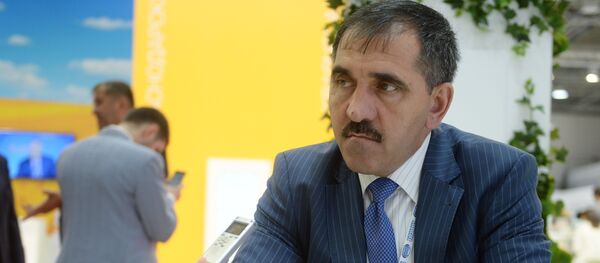 エヴクロフ首長 エヴクロフ首長 - Sputnik 日本